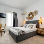 Erato Naxos Apartahotel