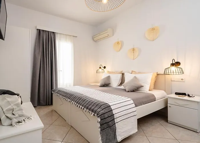 Erato Naxos شقة فندقية 4*