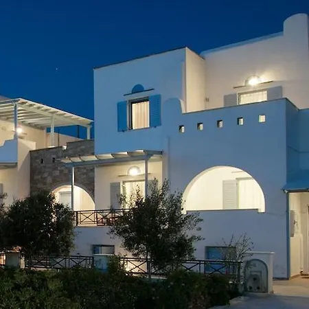Erato Naxos 3*