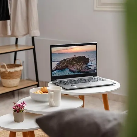 Erato Naxos 4*