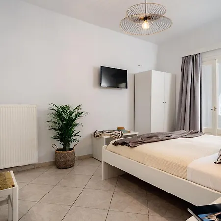 Erato Naxos Aparthotel