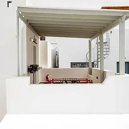 Erato Naxos Aparthotel
