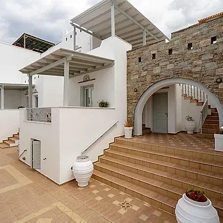 Erato Naxos Апарт-отель