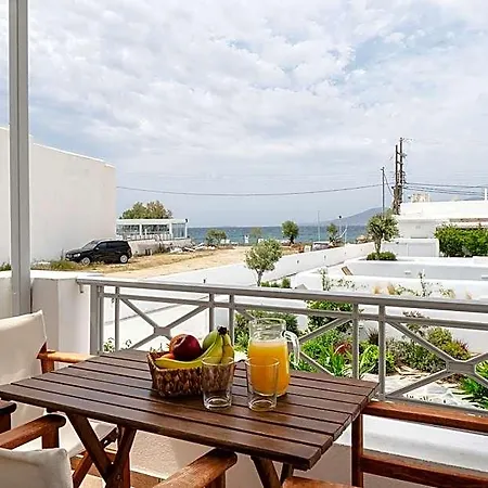 Aparthotel Erato Naxos 4*