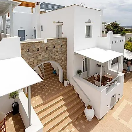 Erato Naxos Апарт-отель